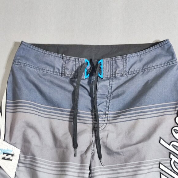 Billabong board shorts men's size 32 grey colour with stripes pattern swim wear - Picture 2 of 10